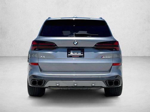 Skyscraper Grey Metallic 2024 BMW X5 M60i