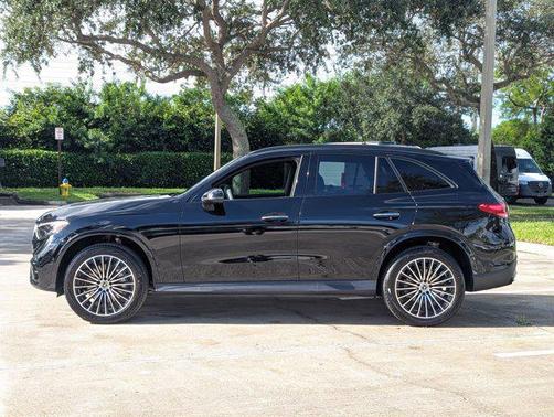 2026 Mercedes-Benz GLC 300 Base