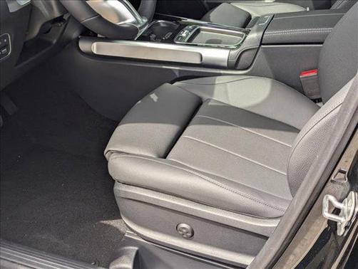 2025 Mercedes-Benz GLB 250 Base