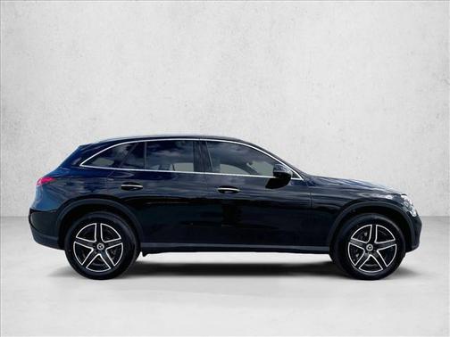 2026 Mercedes-Benz GLC 300 Base