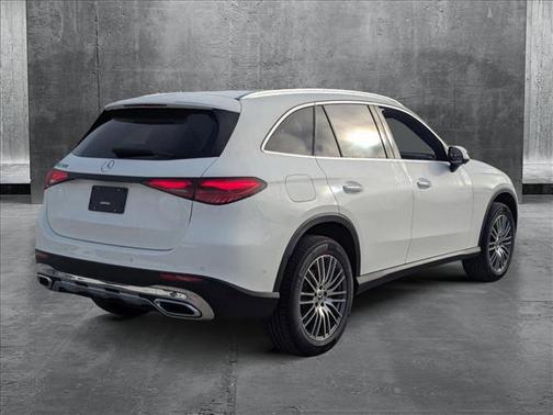 2025 Mercedes-Benz GLC 300 Base