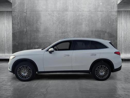 2025 Mercedes-Benz GLC 300 Base