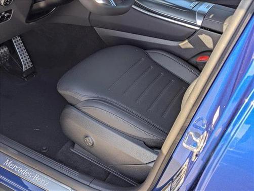 2025 Mercedes-Benz GLC 350e Base