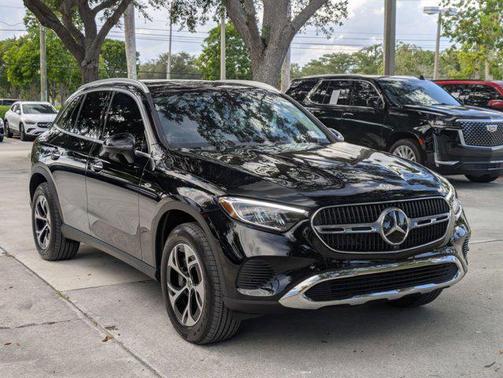 2025 Mercedes-Benz GLC 350e Base