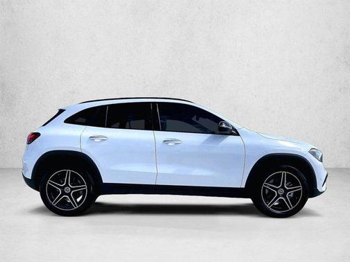 Polar White 2026 Mercedes-Benz GLA 250 4MATIC