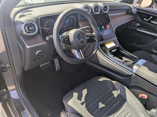 2025 Mercedes-Benz GLC 350e Base