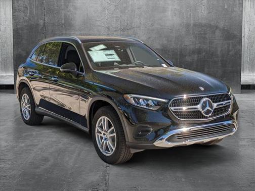2025 Mercedes-Benz GLC 300 Base