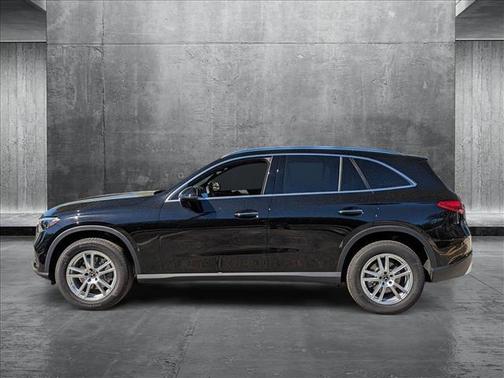 2025 Mercedes-Benz GLC 300 Base