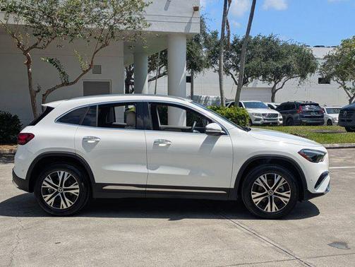 2025 Mercedes-Benz GLA 250 Base