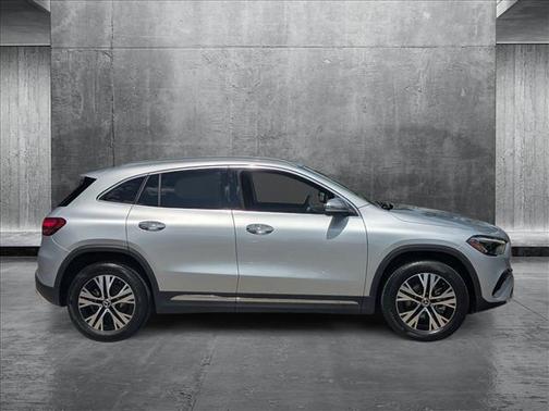 2025 Mercedes-Benz GLA 250 Base