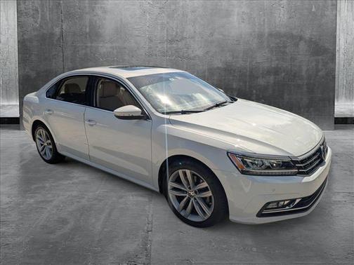 2018 Volkswagen Passat 2.0T SE
