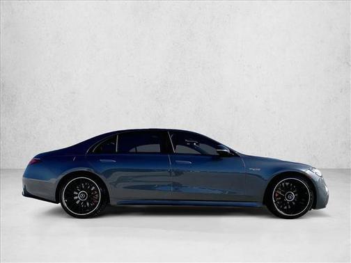 MANUFAKTUR Graphite Metallic 2026 Mercedes-Benz AMG S 63 E 4MATIC