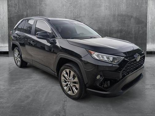 2021 Toyota RAV4 XLE Premium