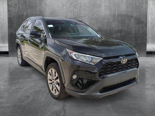 2021 Toyota RAV4 XLE Premium