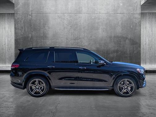 2023 Mercedes-Benz GLS 450 4MATIC
