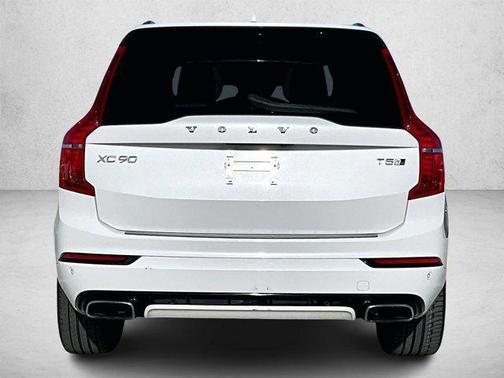 2020 Volvo XC90 T5 R-Design