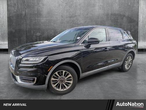 2019 Lincoln Nautilus Select