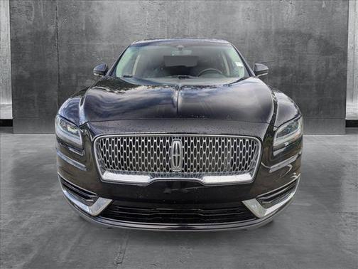 2019 Lincoln Nautilus Select