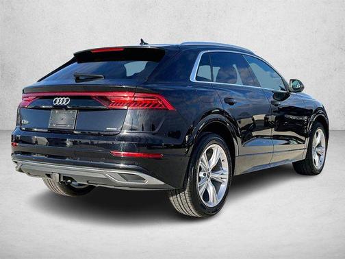 2021 Audi Q8 55 Premium Plus