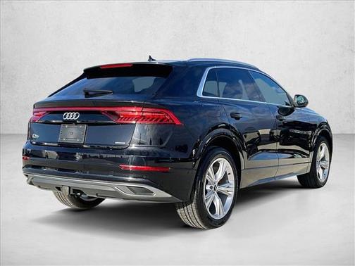 2021 Audi Q8 55 Premium Plus