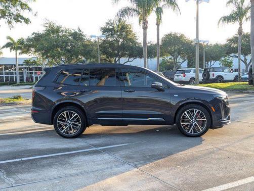 2025 Cadillac XT6 Sport AWD
