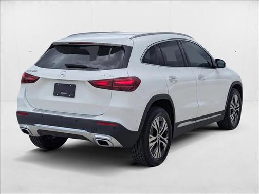 2025 Mercedes-Benz GLA 250 4MATIC