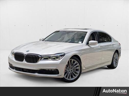 2018 BMW 750 I