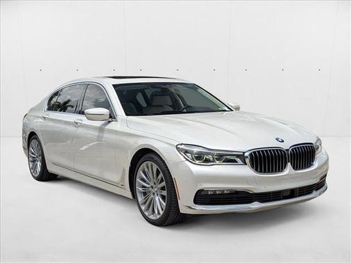 2018 BMW 750 I