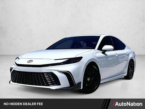 Ice Cap 2025 Toyota Camry SE