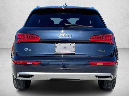 2018 Audi Q5 2.0T Premium Plus