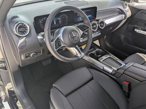 2025 Mercedes-Benz GLB 250 Base