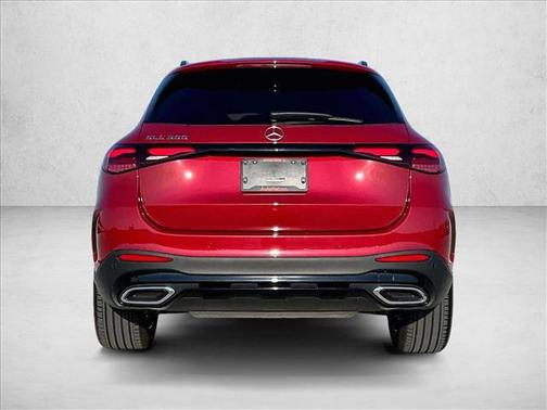 MANUFAKTUR Patagonia Red Metallic 2026 Mercedes-Benz GLC 300 Base