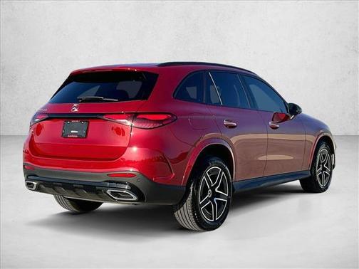 MANUFAKTUR Patagonia Red Metallic 2026 Mercedes-Benz GLC 300 Base