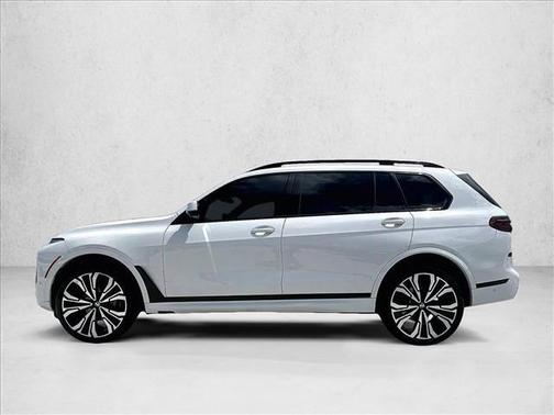 Alpine White 2023 BMW X7 xDrive40i