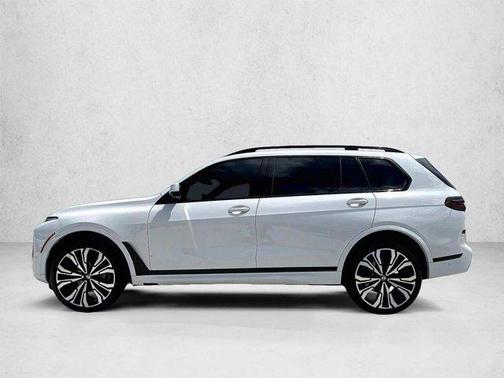 Alpine White 2023 BMW X7 xDrive40i