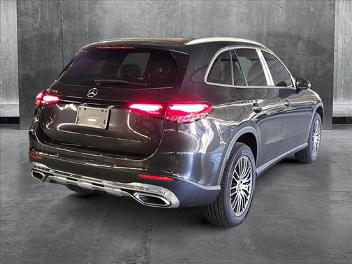 2025 Mercedes-Benz GLC 300 Base
