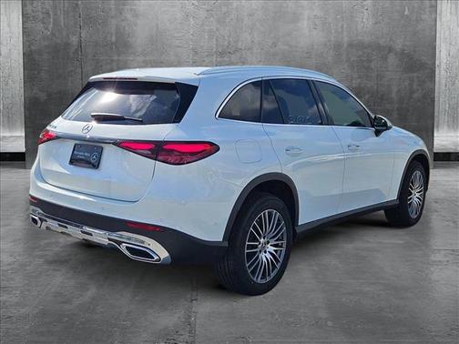 2025 Mercedes-Benz GLC 300 Base