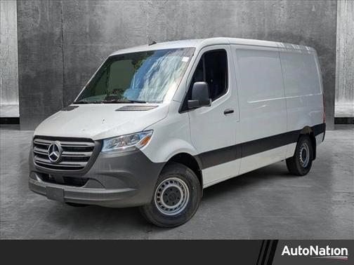 2025 Mercedes-Benz Sprinter 2500 Standard Roof