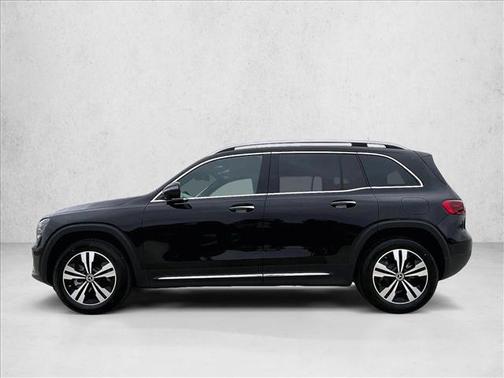 Night Black 2026 Mercedes-Benz GLB 250 4MATIC