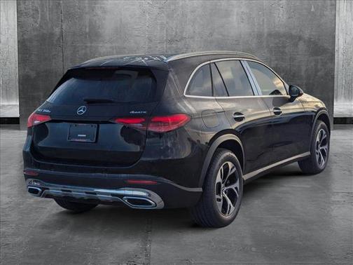 2025 Mercedes-Benz GLC 350e Base
