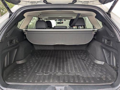 2022 Subaru Outback Onyx Edition XT