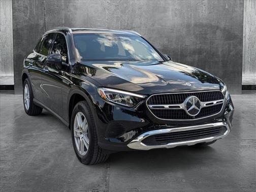 2025 Mercedes-Benz GLC 300 4MATIC