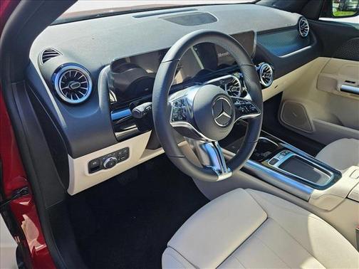 2025 Mercedes-Benz GLA 250 Base
