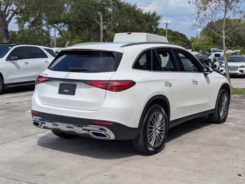 2025 Mercedes-Benz GLC 300 Base