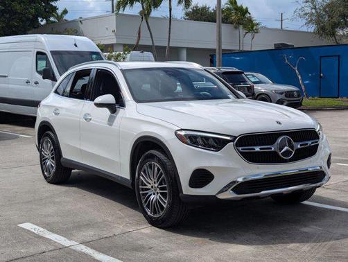 2025 Mercedes-Benz GLC 300 Base
