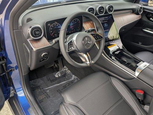 2026 Mercedes-Benz GLC 300 Base