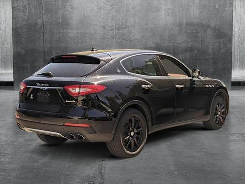 2017 Maserati Levante Base