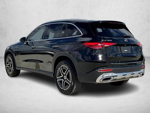 2026 Mercedes-Benz GLC 300 4MATIC