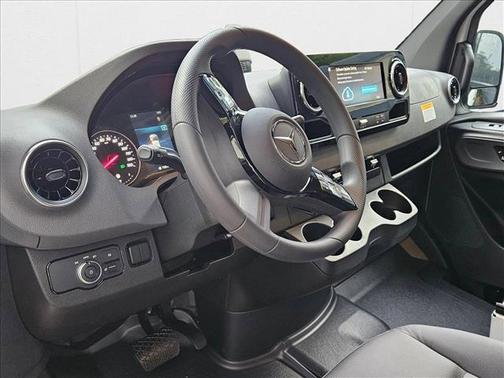 2025 Mercedes-Benz Sprinter 2500 High Roof