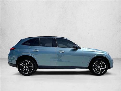 Verde Silver Metallic 2026 Mercedes-Benz GLC 300 Base
